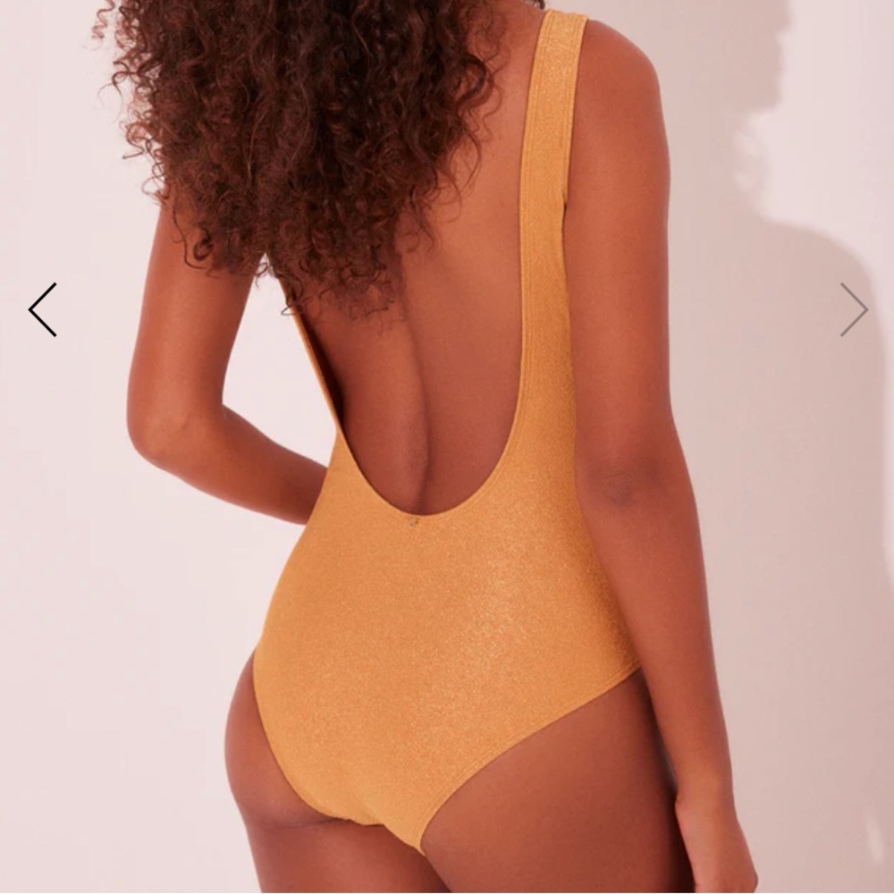 AGUA DE COCO Orange Apricot Criss Crossed With Hoop Strappy One Piece Size M - Picture 2 of 8